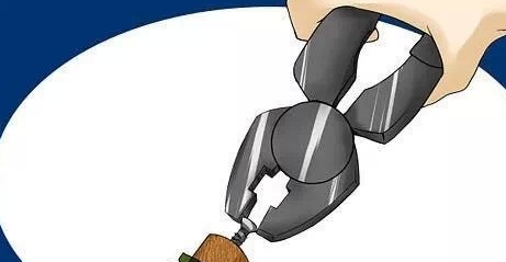 红酒没有开瓶器怎么开 这九种方法让你无忧