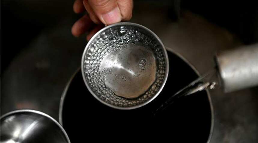 白酒辣喉是什么原因导致的?高度数白酒就一定辣喉吗