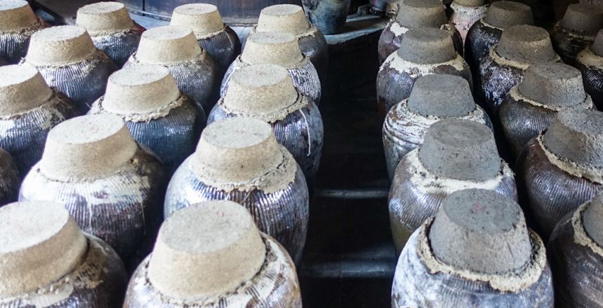 酱香型白酒如何做好长期储存,却不跑酒?酱酒老熟要注意那几点